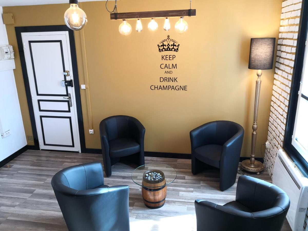 Groom Epernay - Jacuzzi & Champagne Exterior foto