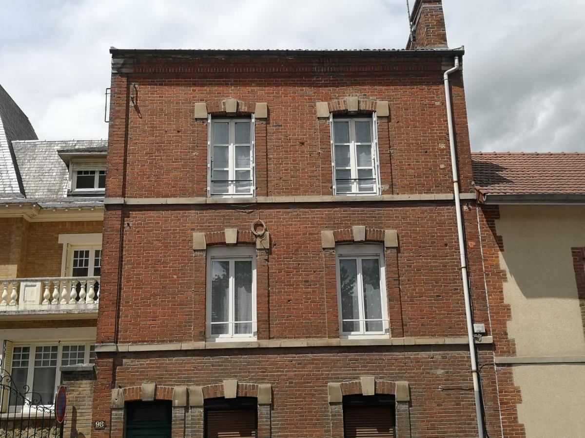 Groom Epernay - Jacuzzi & Champagne Exterior foto